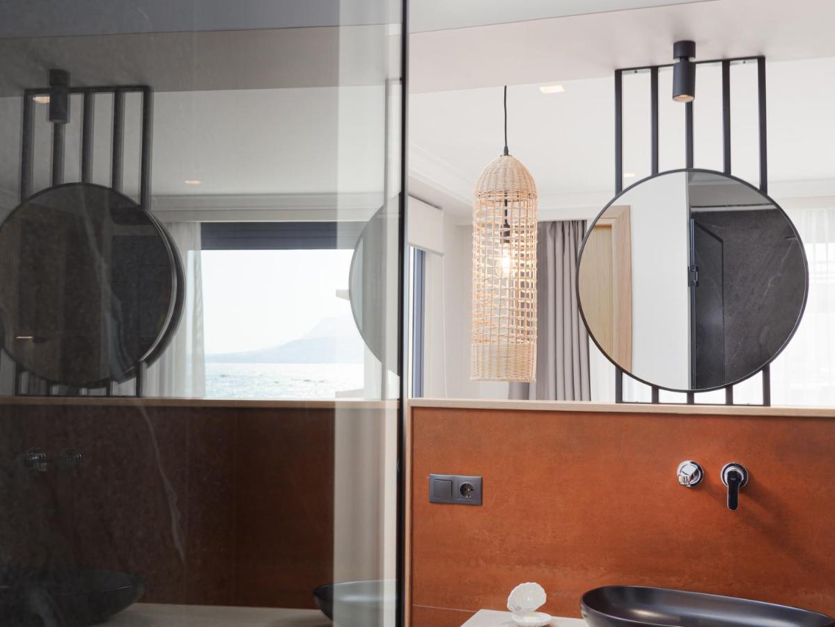 Pyrgos Blue Aparthotel Малиа Екстериор снимка