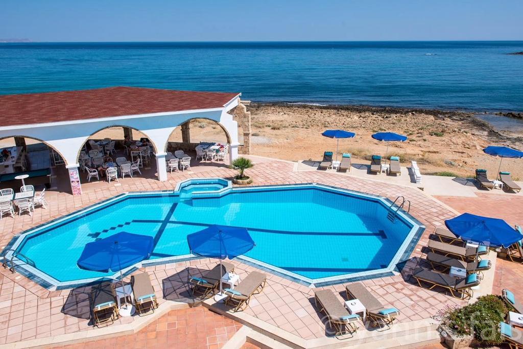 Pyrgos Blue Aparthotel Малиа Екстериор снимка