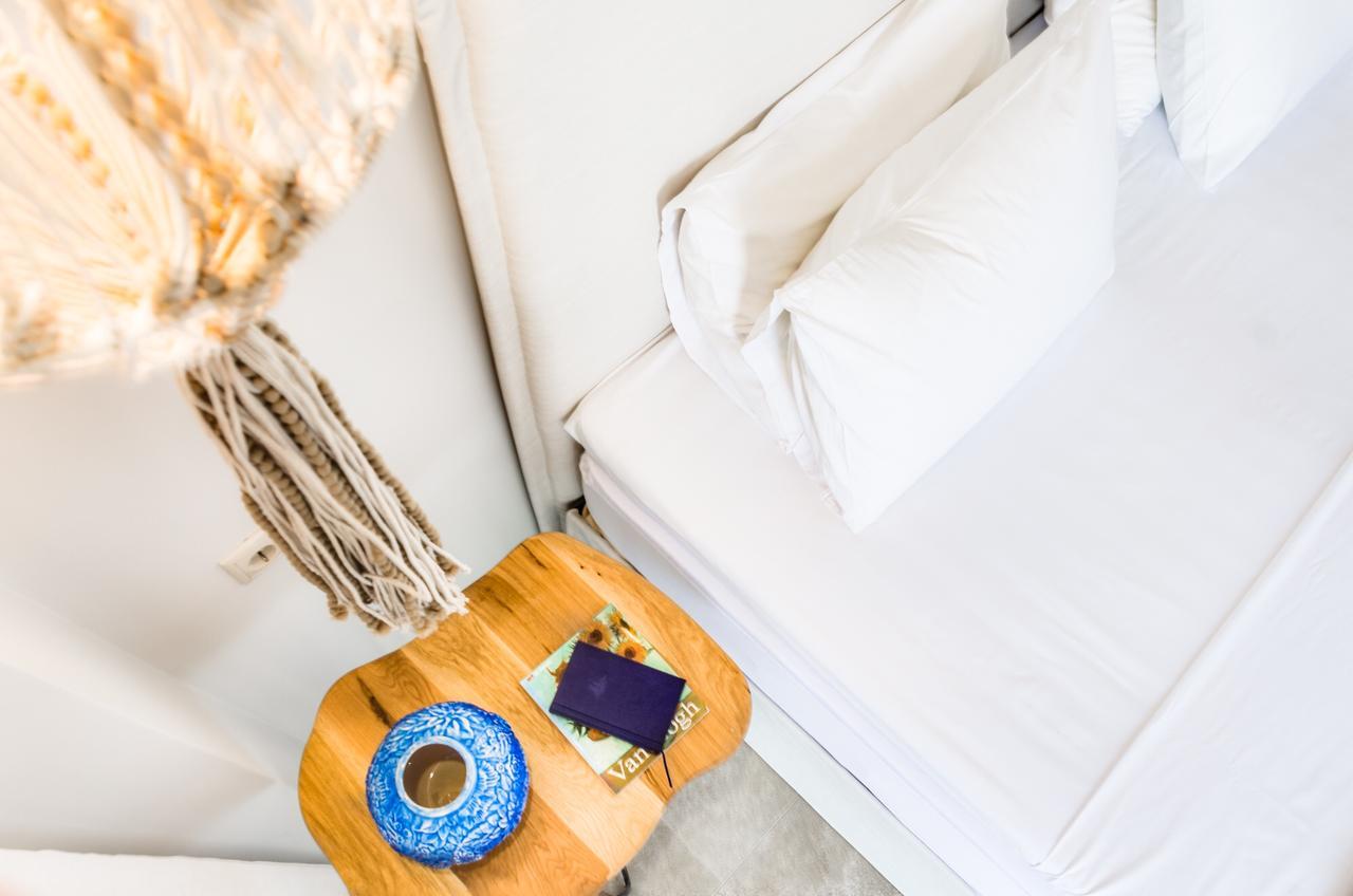 Pyrgos Blue Aparthotel Малиа Екстериор снимка